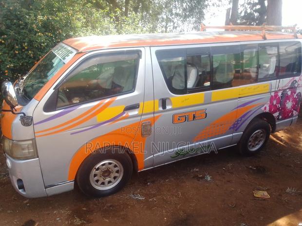 Toyota HiAce 2010 Silver - thumbnail 5