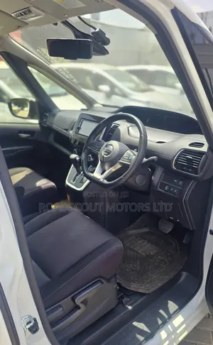 Nissan Serena 2019 White