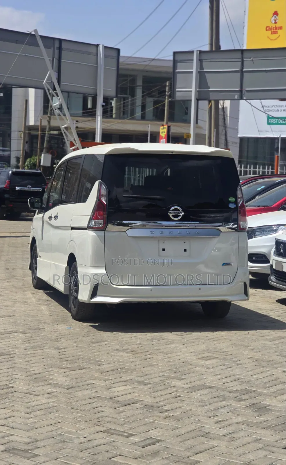 Nissan Serena 2019 White