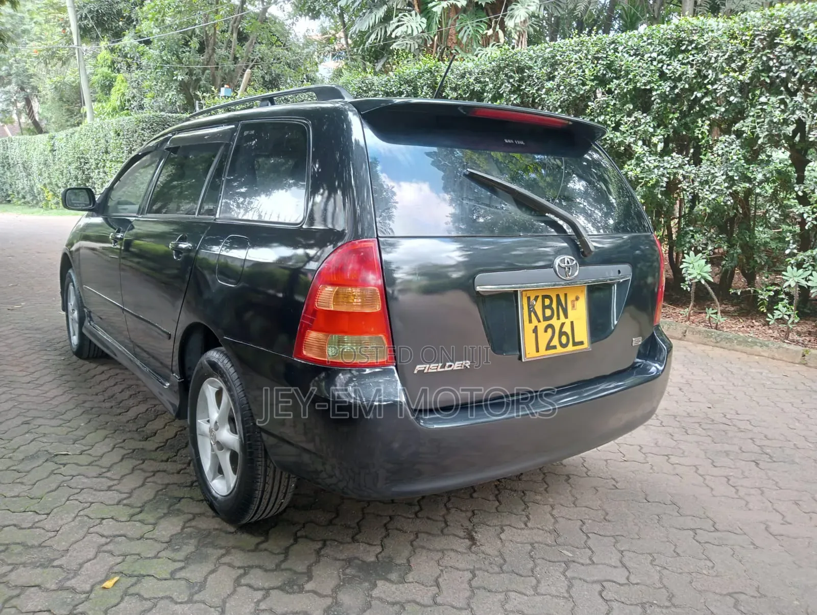 Toyota Corolla Fielder 2004 Black