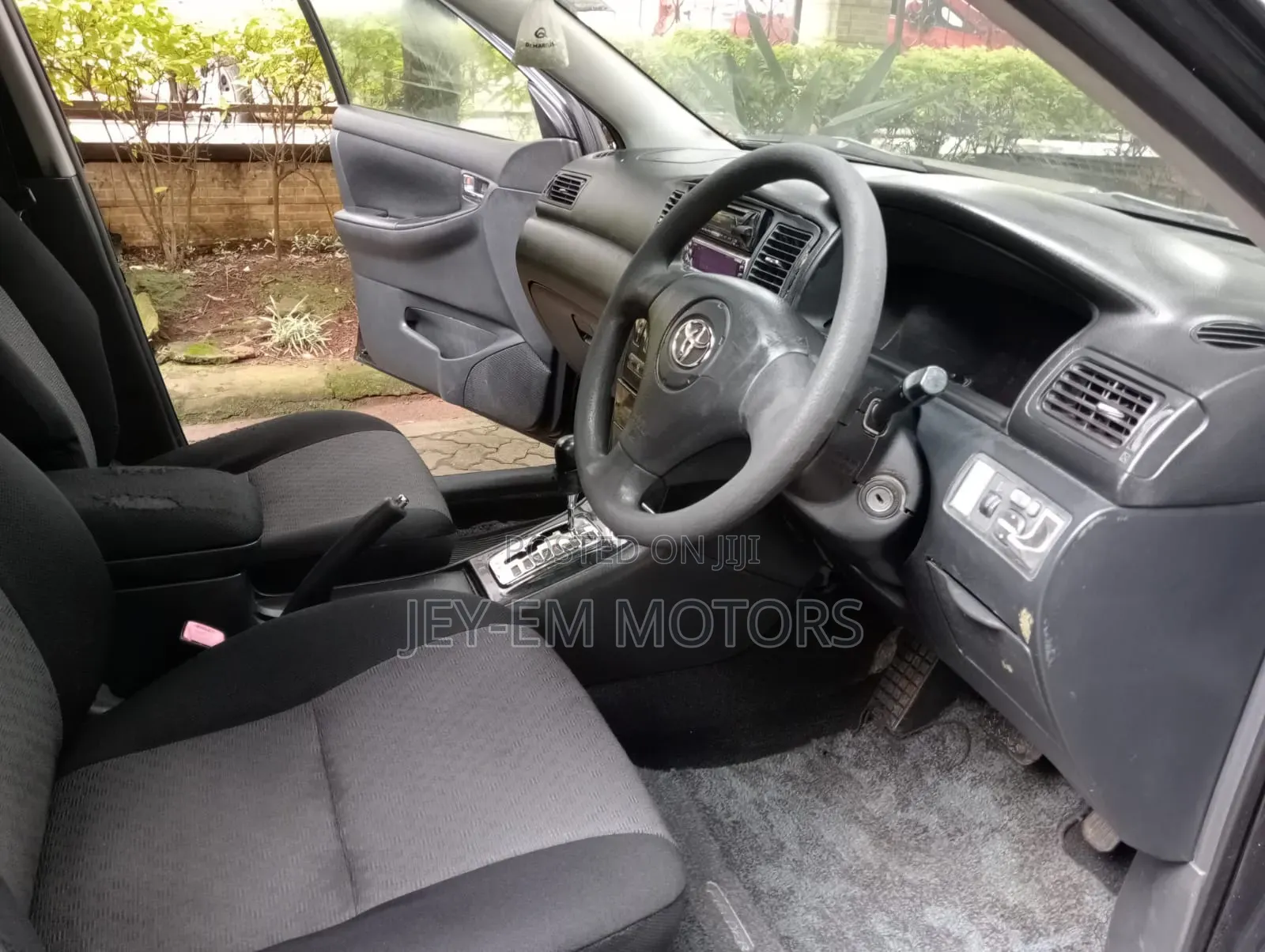Toyota Corolla Fielder 2004 Black