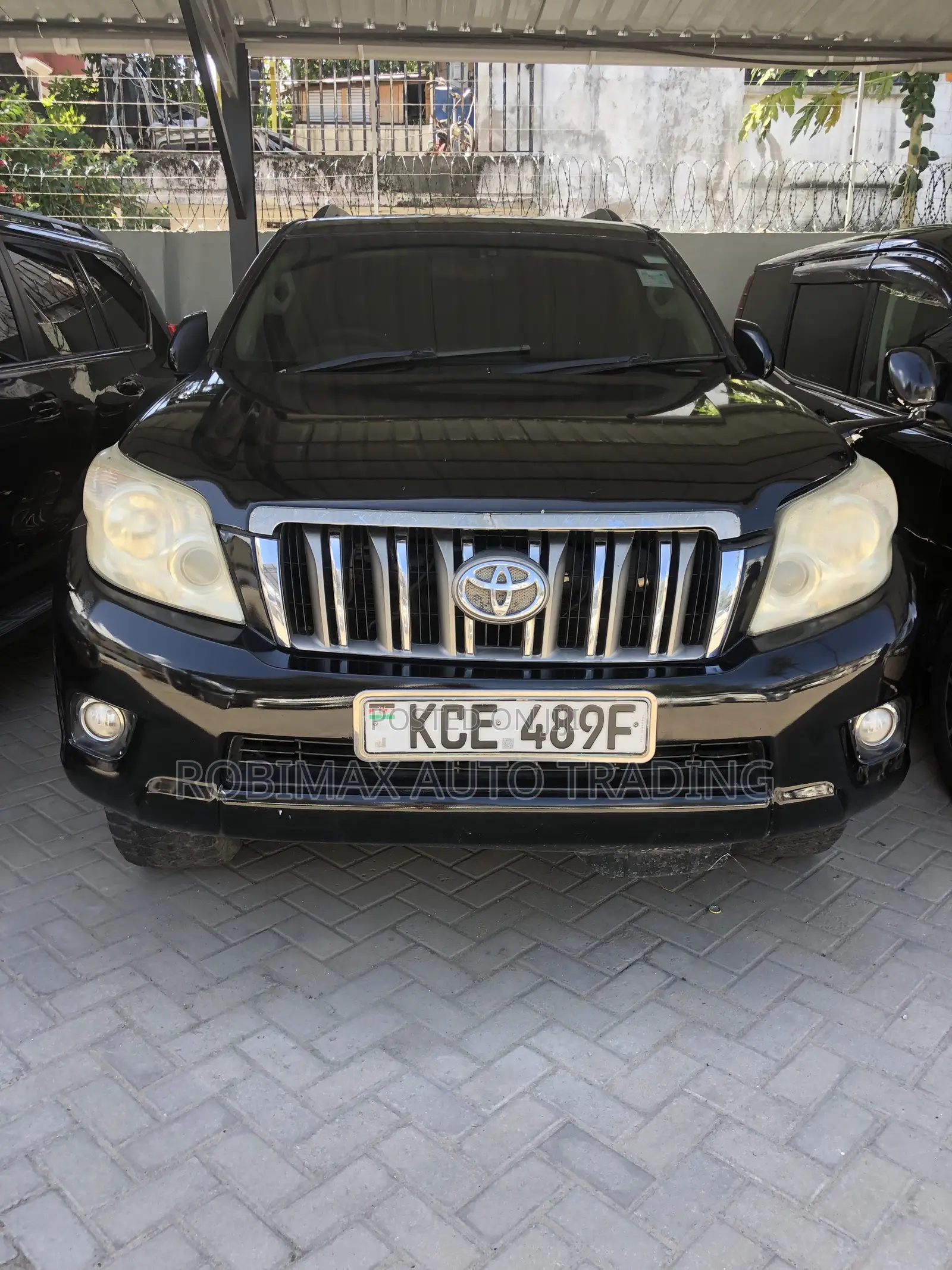 Toyota Land Cruiser Prado 2013 Black