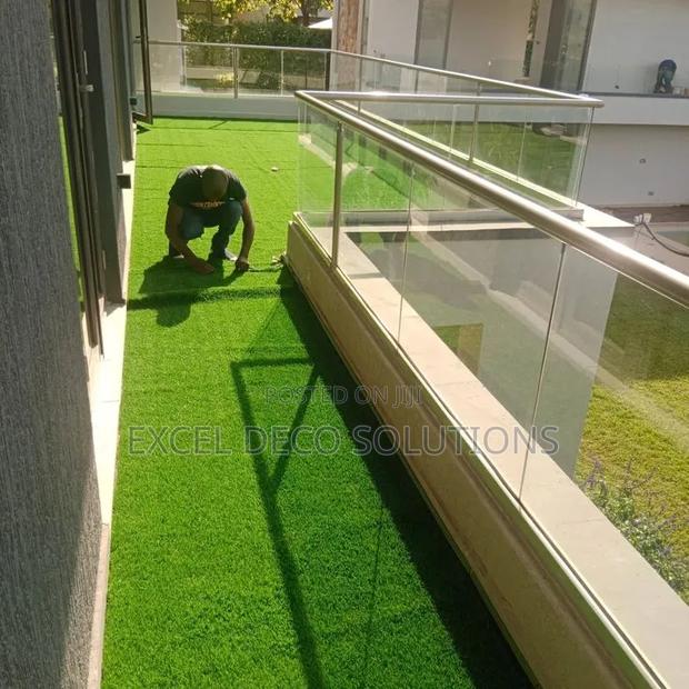 Artificial Grass Carpet – Balcony Indoor Turf Upgrade