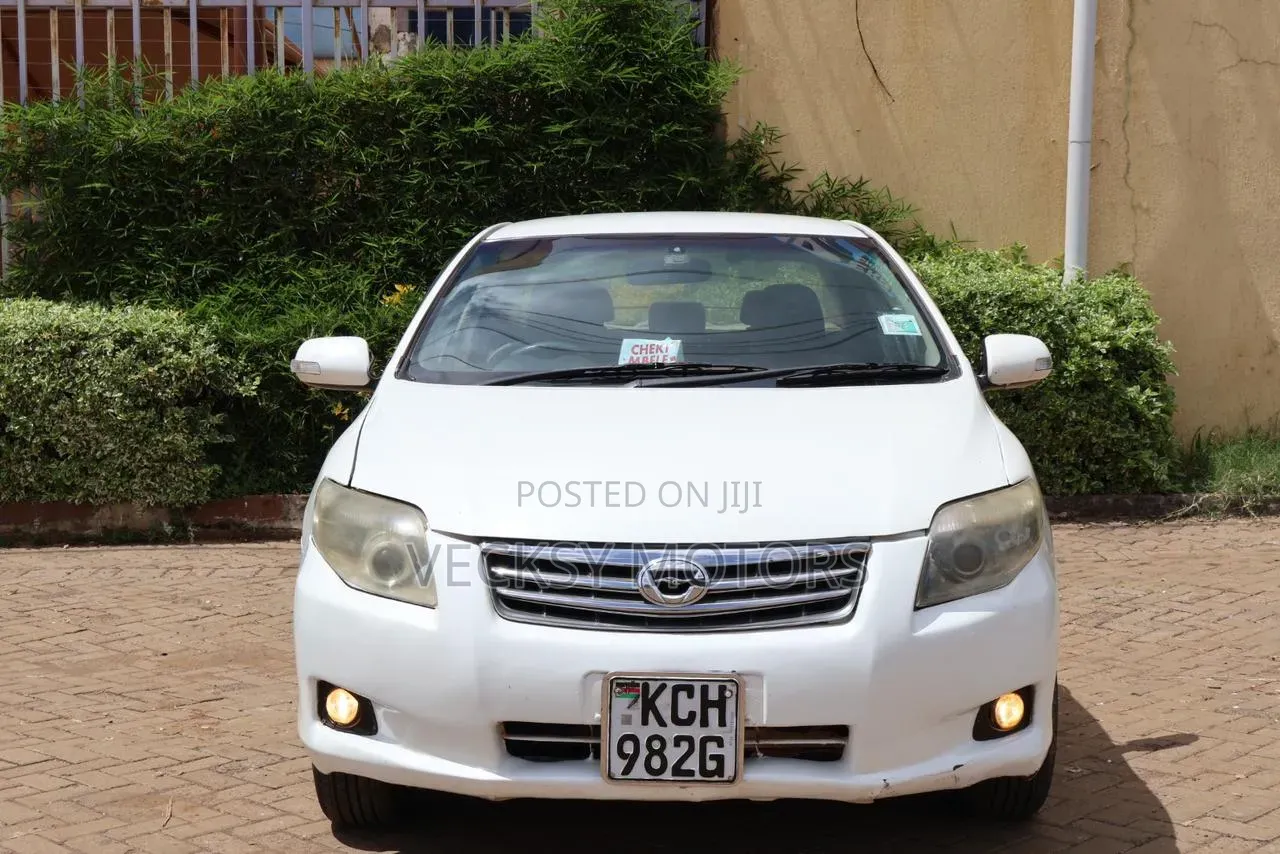 Toyota Axio 2009 White