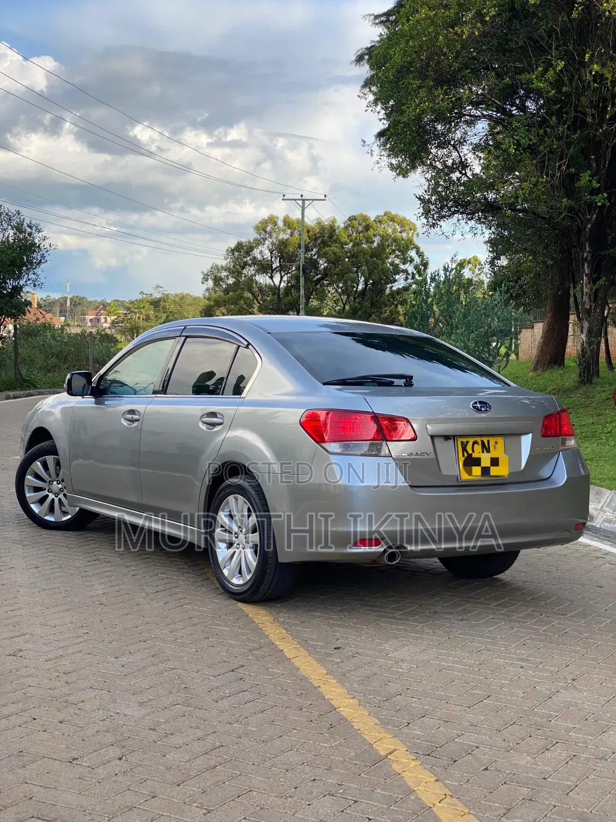 Subaru Legacy 2.5i Limited 2010 Silver