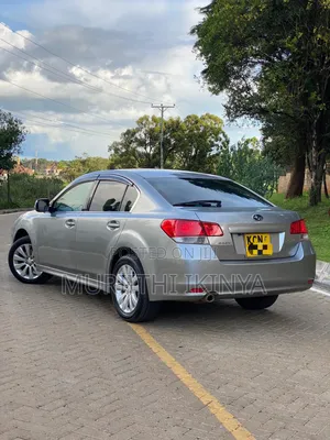 Subaru Legacy 2.5i Limited 2010 Silver