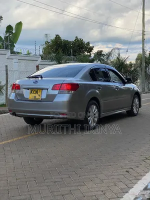 Subaru Legacy 2.5i Limited 2010 Silver