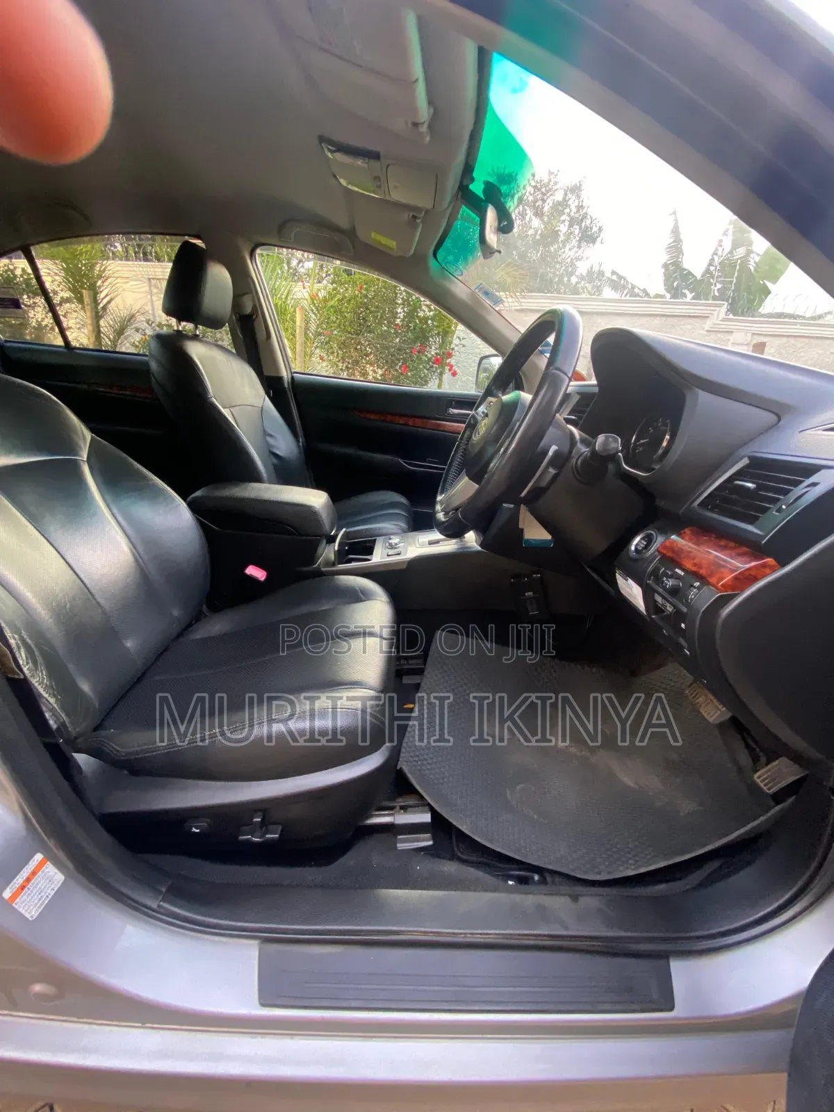 Subaru Legacy 2.5i Limited 2010 Silver