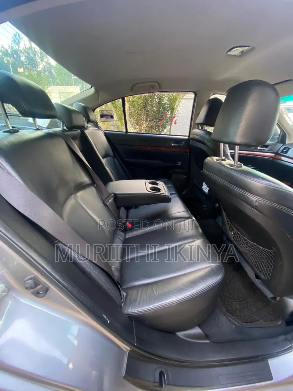 Subaru Legacy 2.5i Limited 2010 Silver