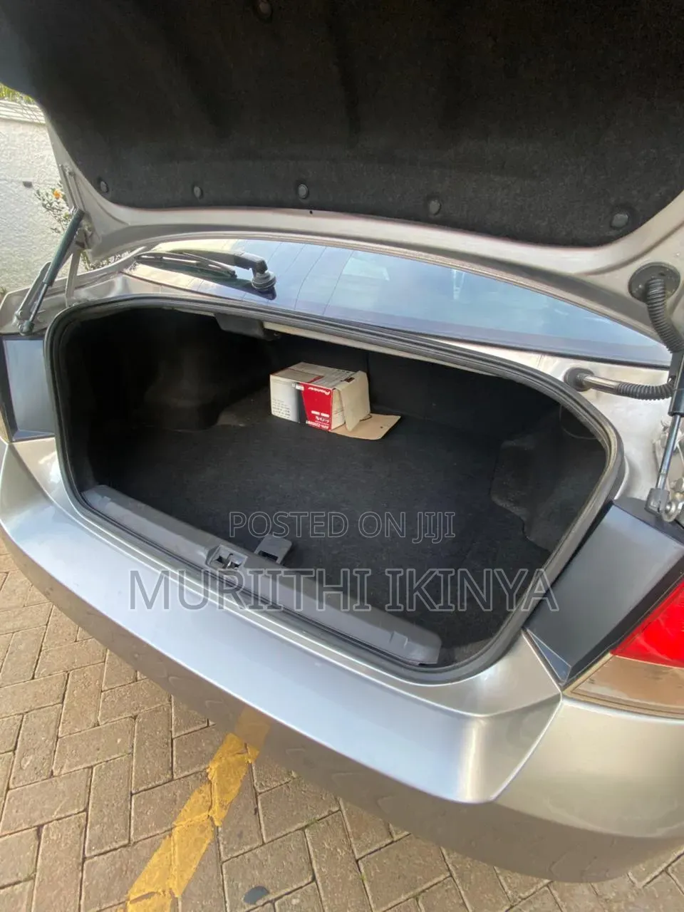 Subaru Legacy 2.5i Limited 2010 Silver