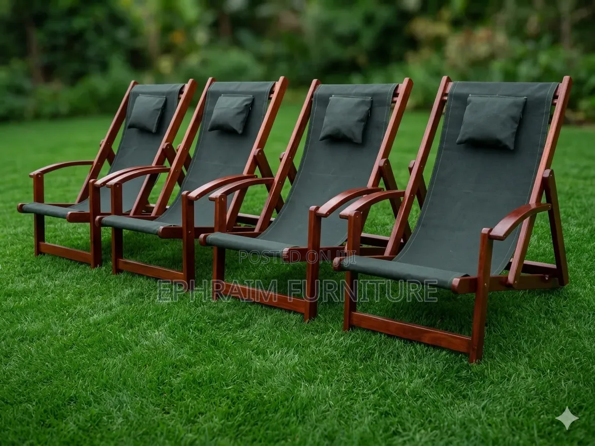Mahogany Deck Chairs for Sale in Nairobi