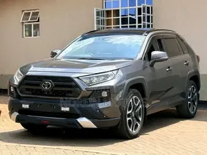 Toyota RAV4 Adventure AWD 2020 Green