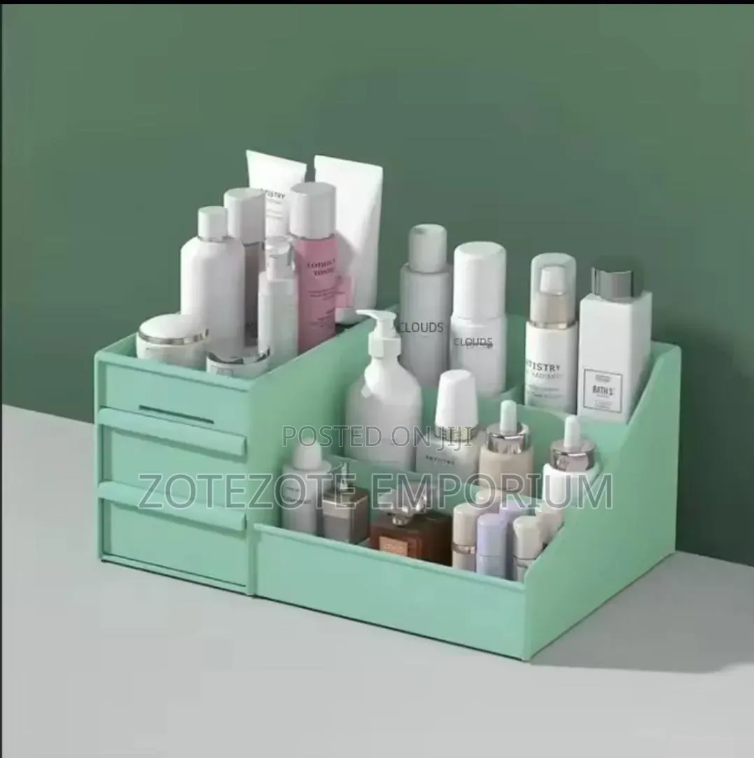 Makeup Organizer