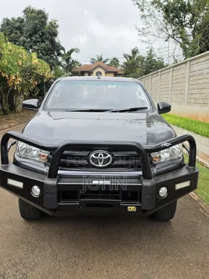 Toyota Hilux Revo Smart Cab Deisel 2.4 AWD 2021 Gray