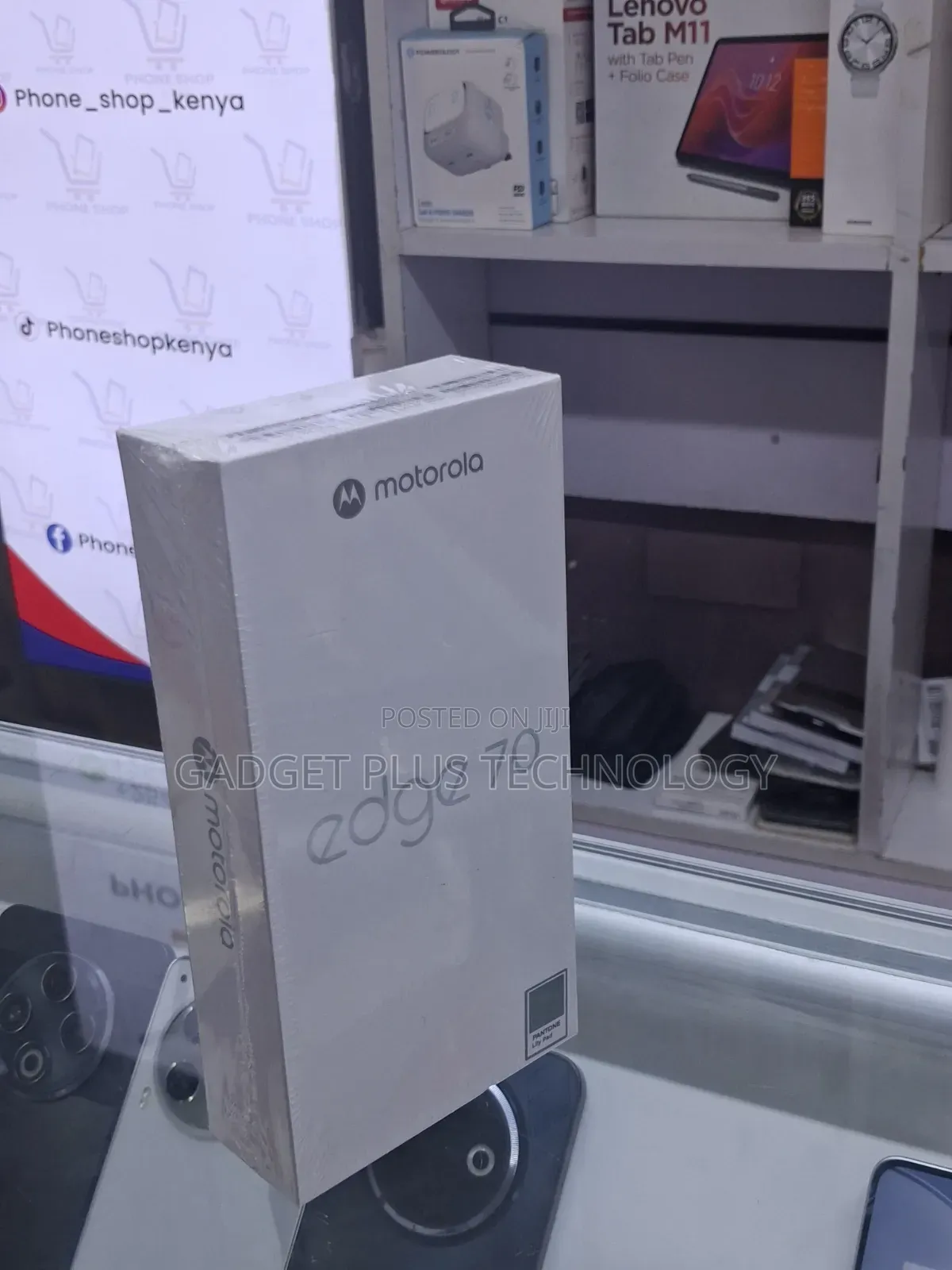 New Motorola Edge 70 512 GB Gray