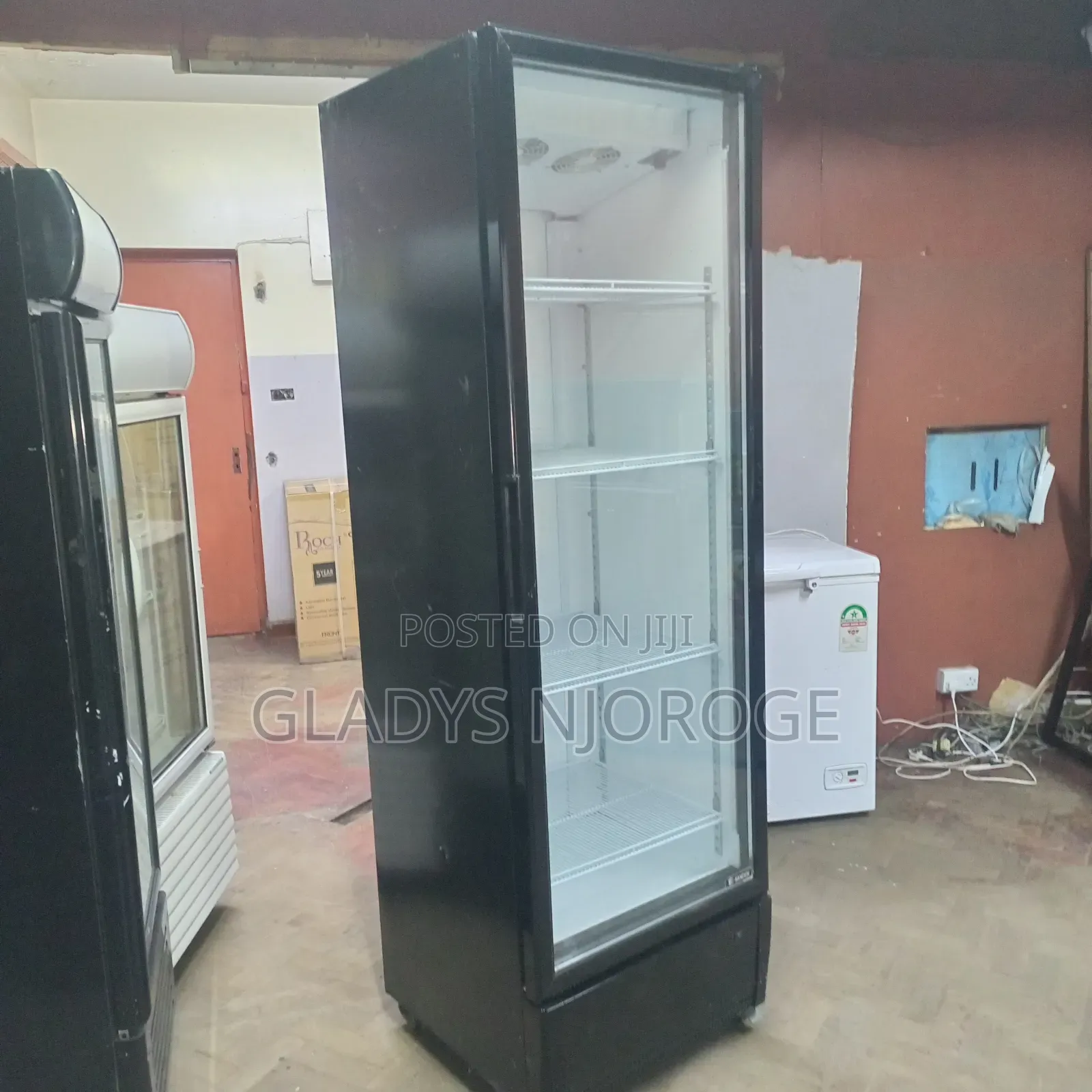 Black $White Sanden Fridge (650l)
