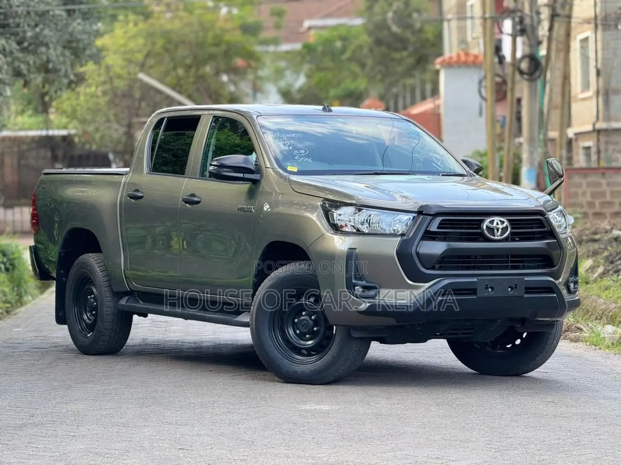 Toyota Hilux 2023 Green