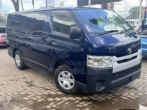 Toyota HiAce 2019 Blue