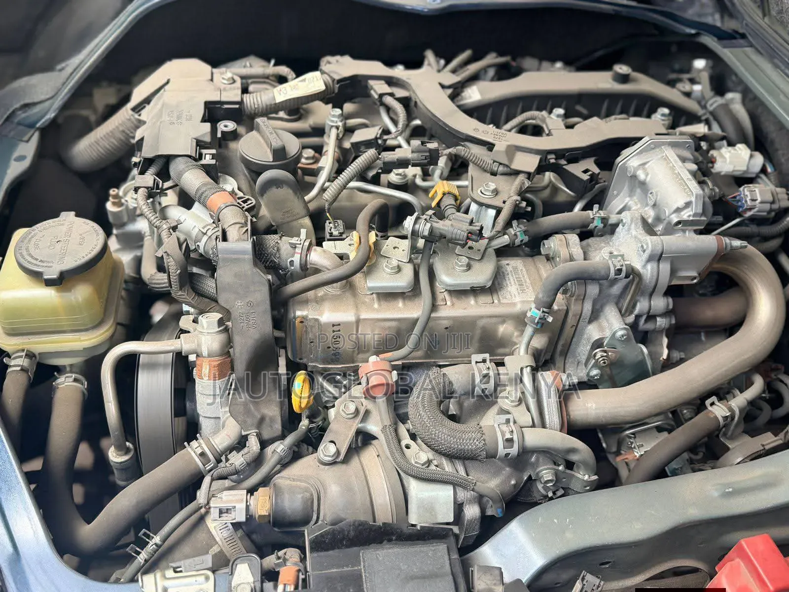 Toyota HiAce 2019 Blue