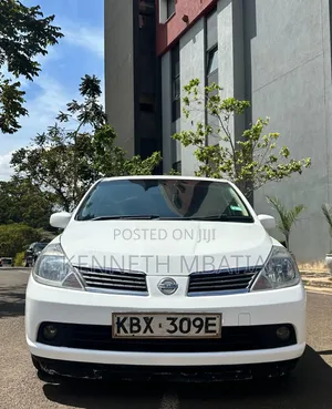 Nissan Tiida 2005 White