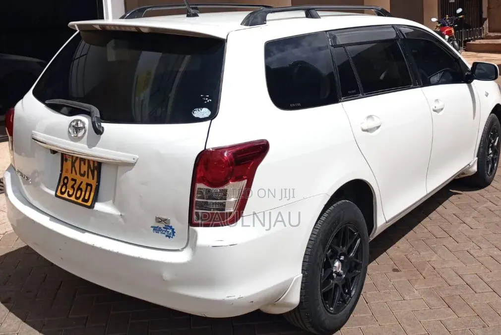 Toyota Corolla Fielder 2012 White