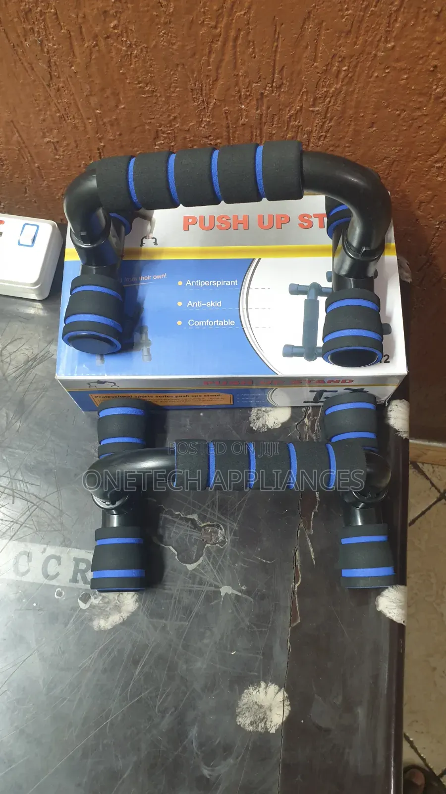 Pushup Handle With Cushioned Grip and Sturdy Structure
