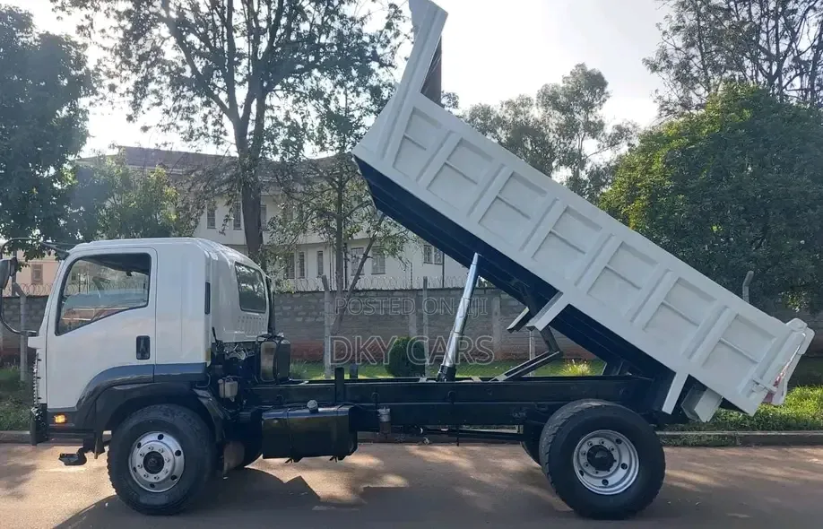 Isuzu FTR Tipper
