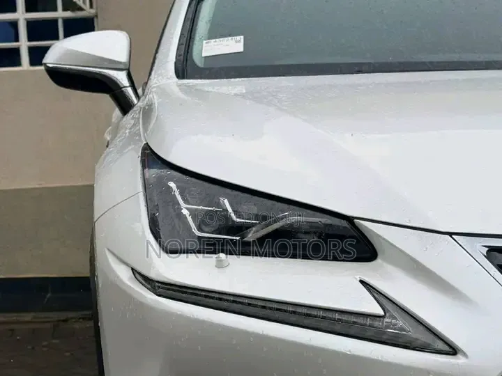 Lexus NX 300 AWD 2020 White