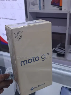 New Motorola Moto G05 256 GB Red