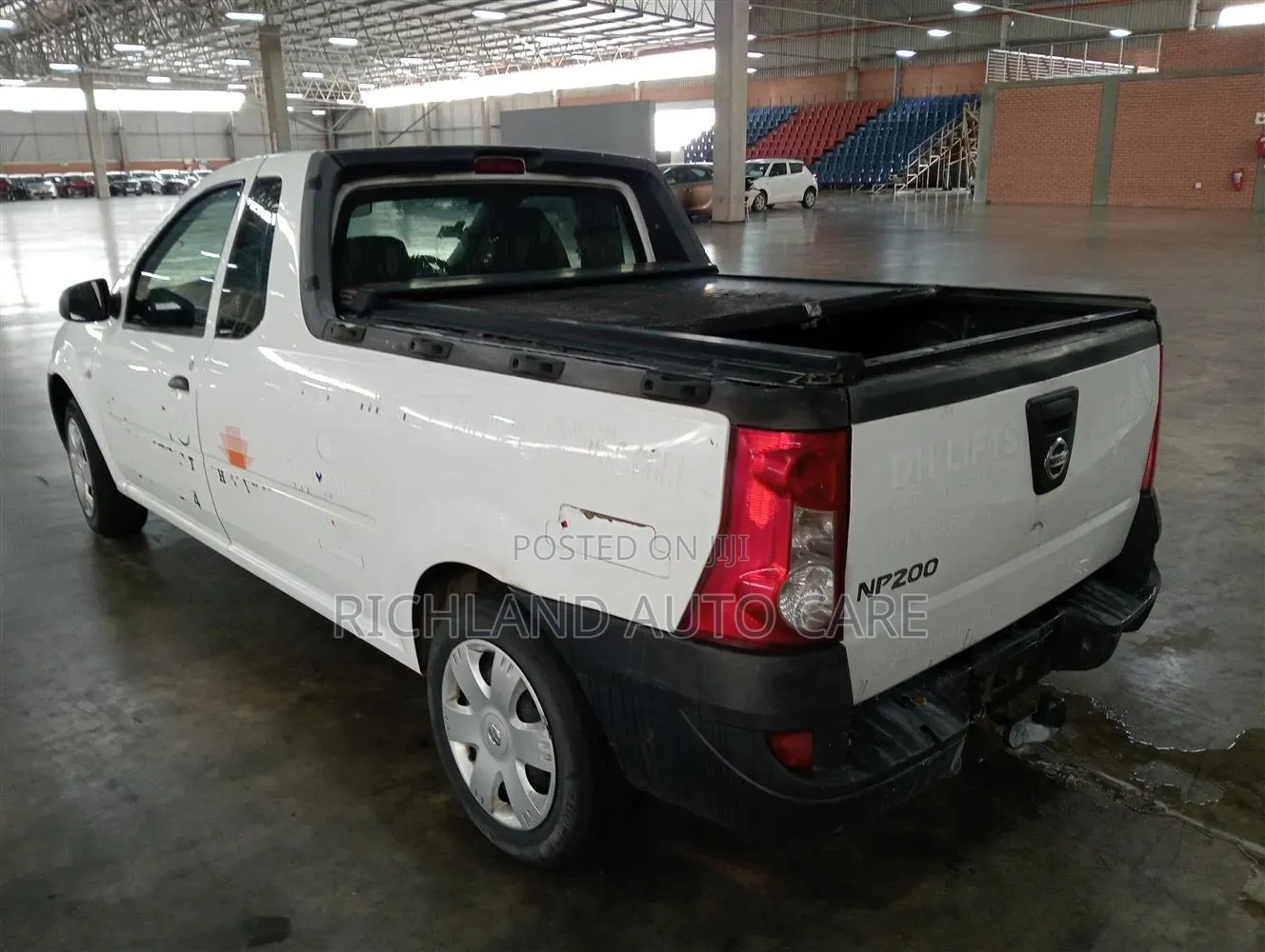 Tailamp Lens Nissan Np200 Set