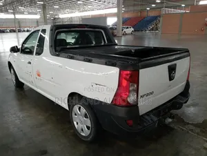 Tailamp Lens Nissan Np200 Set
