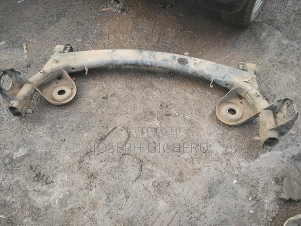 Toyota Isis Rear Crosmemeber