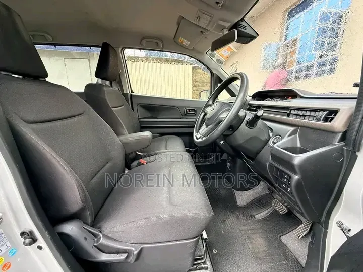 Suzuki Wagon R 2019 White