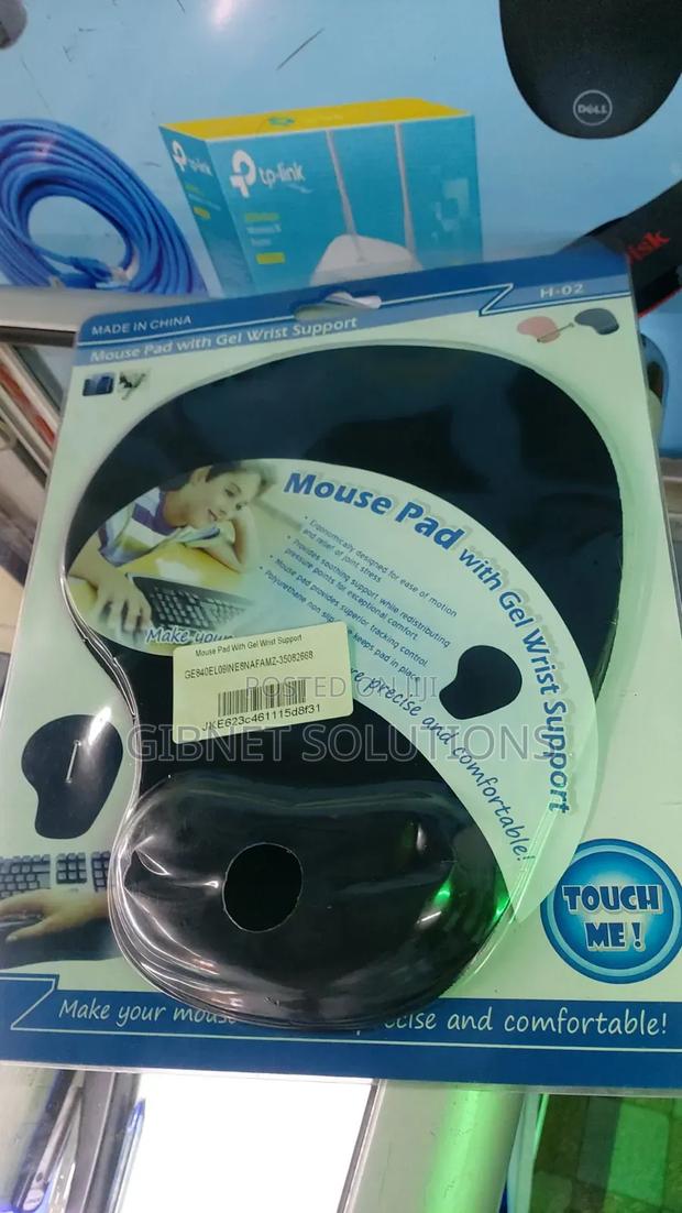 Mouse Pad With Gel Wrist Support - thumbnail 2