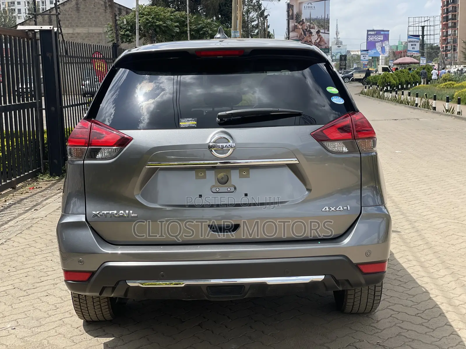 Nissan X-Trail 2.0 Petrol AWD 2019 Gray
