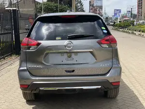 Nissan X-Trail 2.0 Petrol AWD 2019 Gray