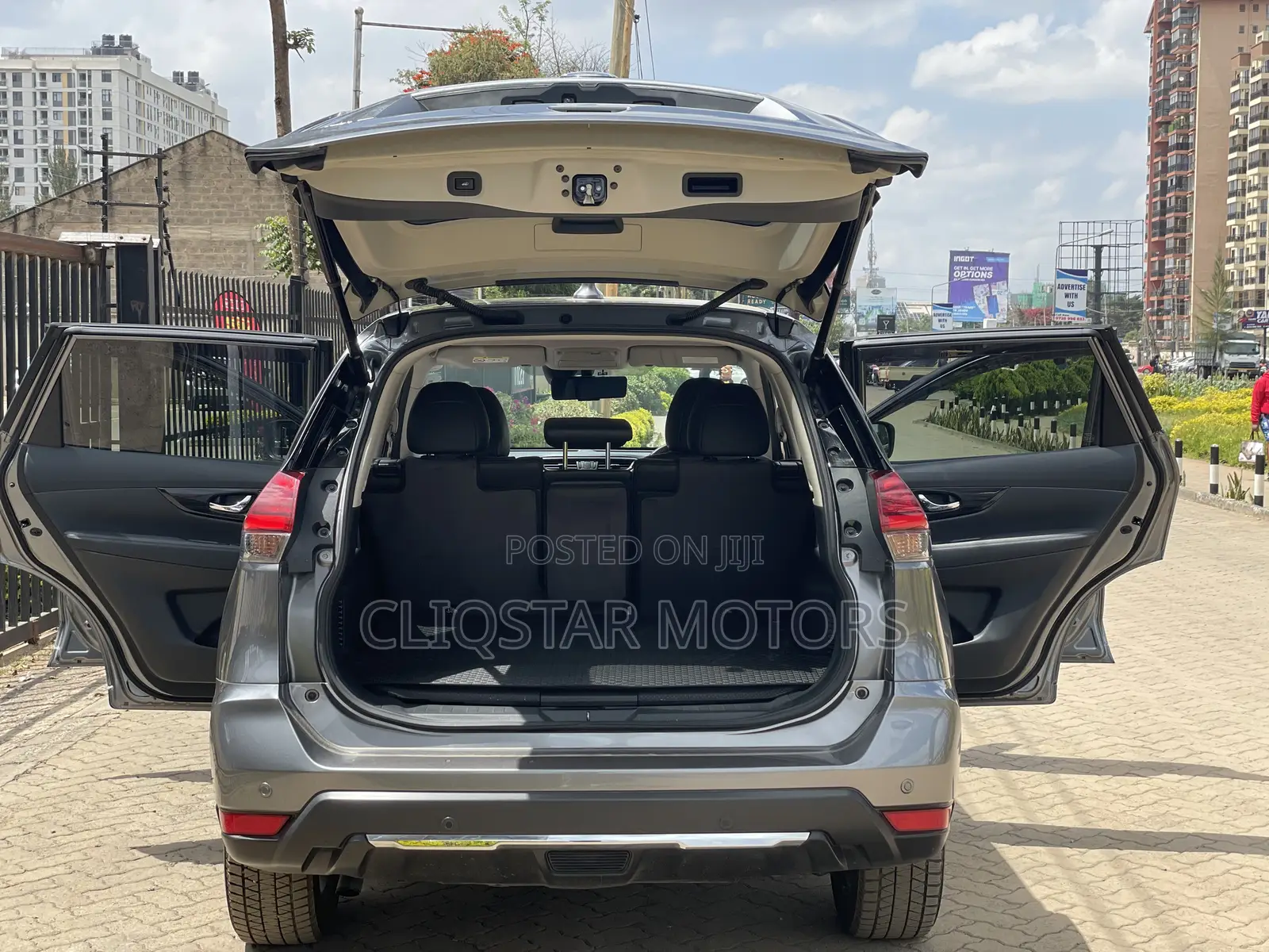 Nissan X-Trail 2.0 Petrol AWD 2019 Gray