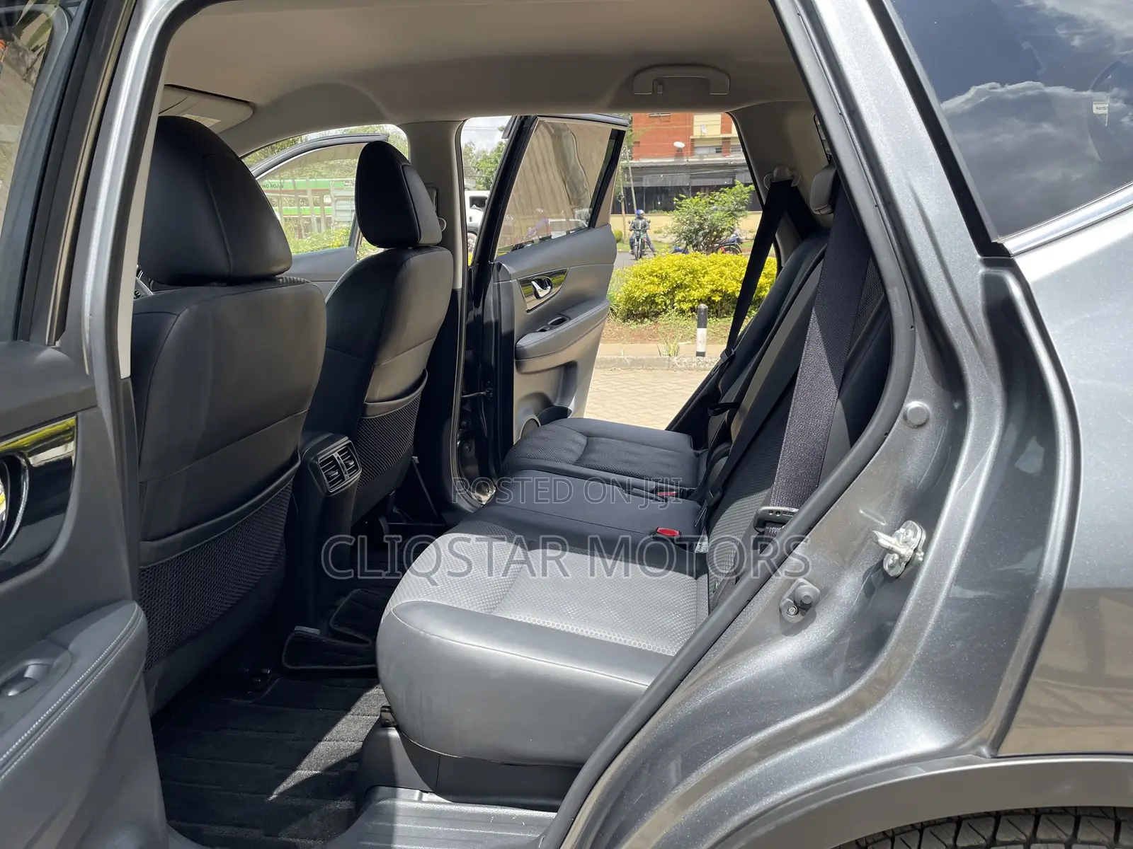 Nissan X-Trail 2.0 Petrol AWD 2019 Gray