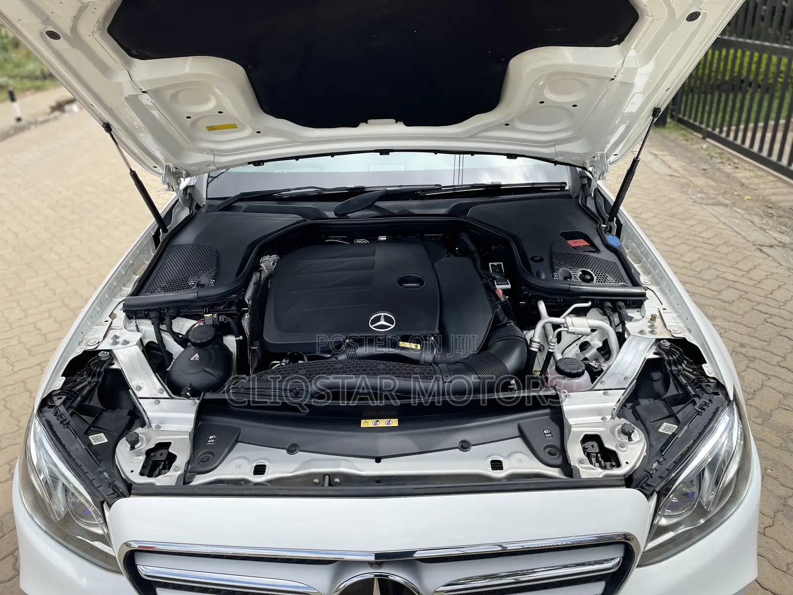 Mercedes-Benz E200 2019 White