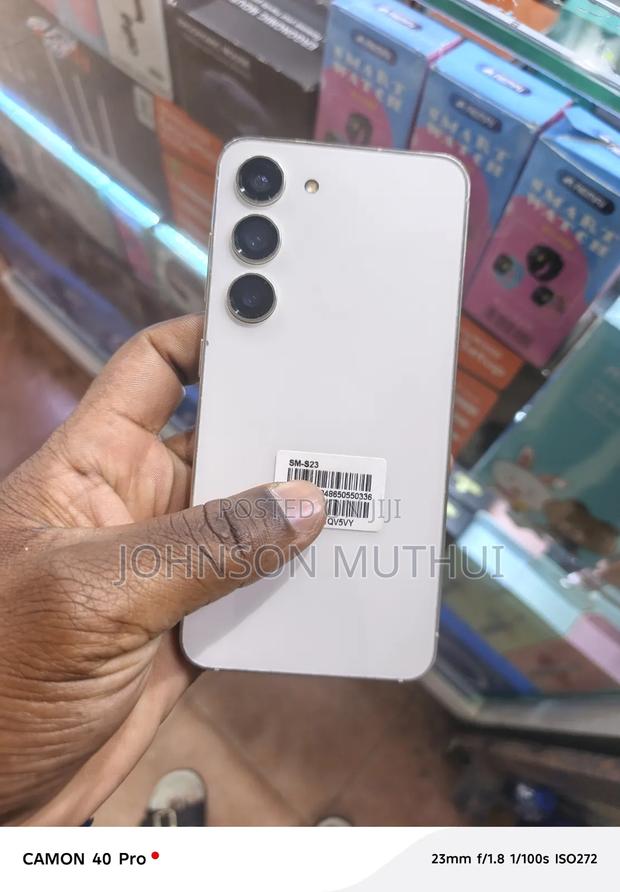 Samsung Galaxy S23 256 GB White - thumbnail 2