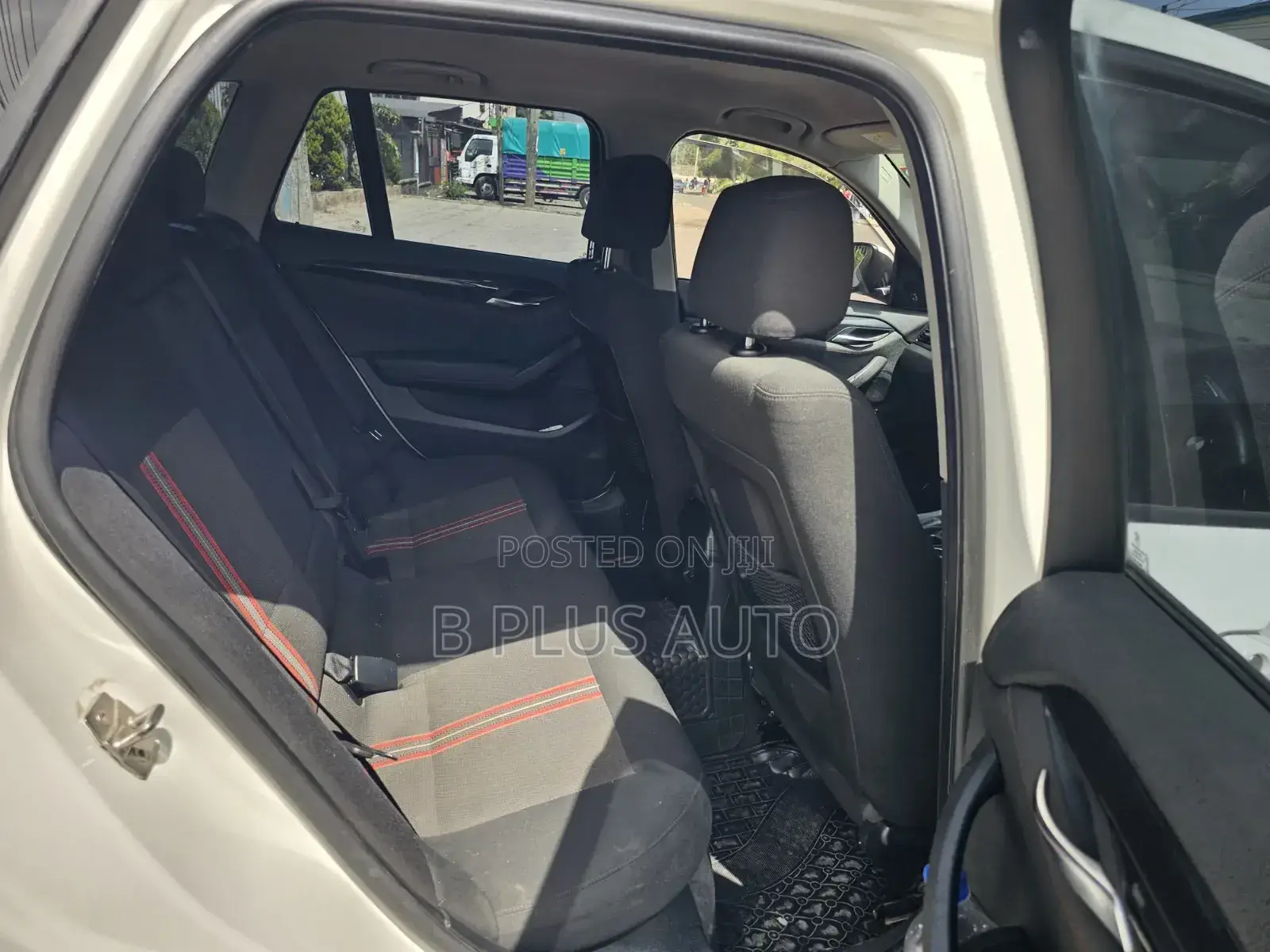 BMW X1 sDrive28i 4dr SUV (2.0L 4cyl Turbo 8A) 2014 White