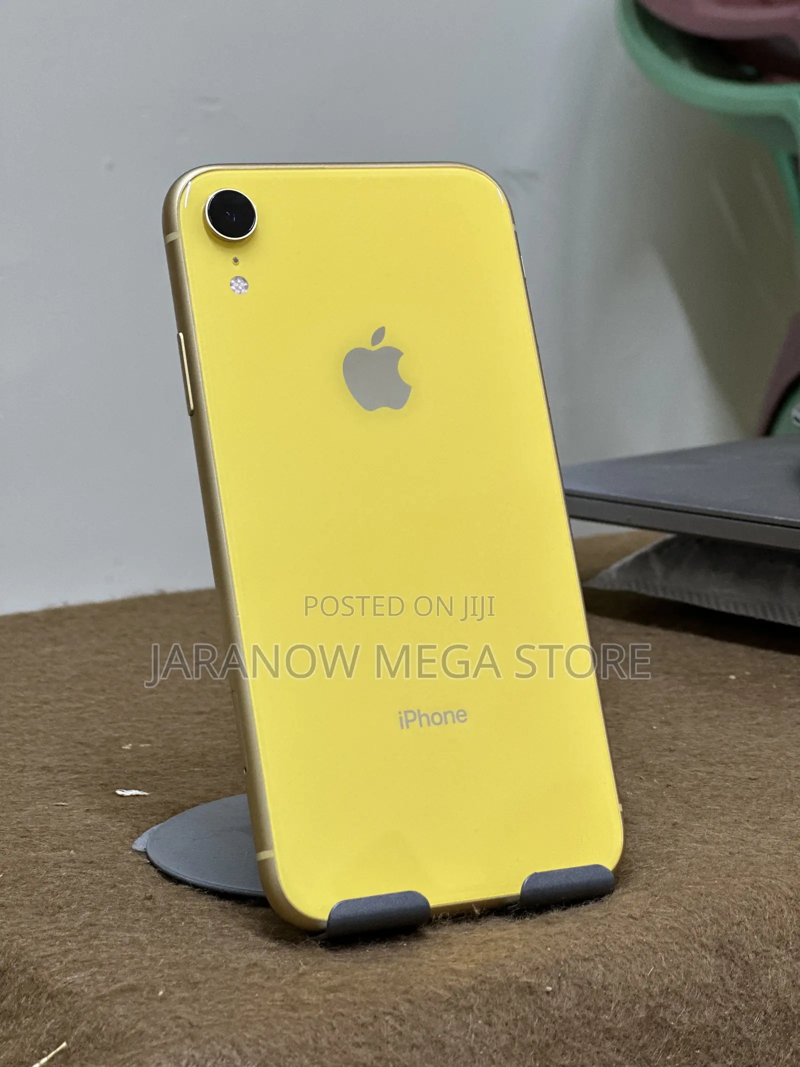 Apple iPhone XR 128 GB Yellow