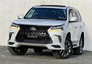 Lexus LX 570 AWD 2019 White