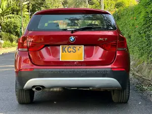 BMW X1 2011 Red