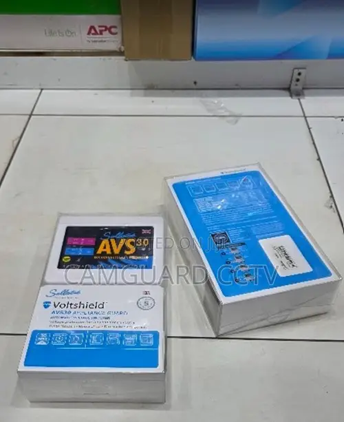 Sollatek Avs30 Automatic Voltage Switcher 30a Power Protector