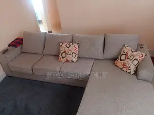 Beigel Shaped Seat.