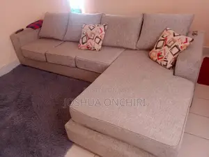Beigel Shaped Seat.