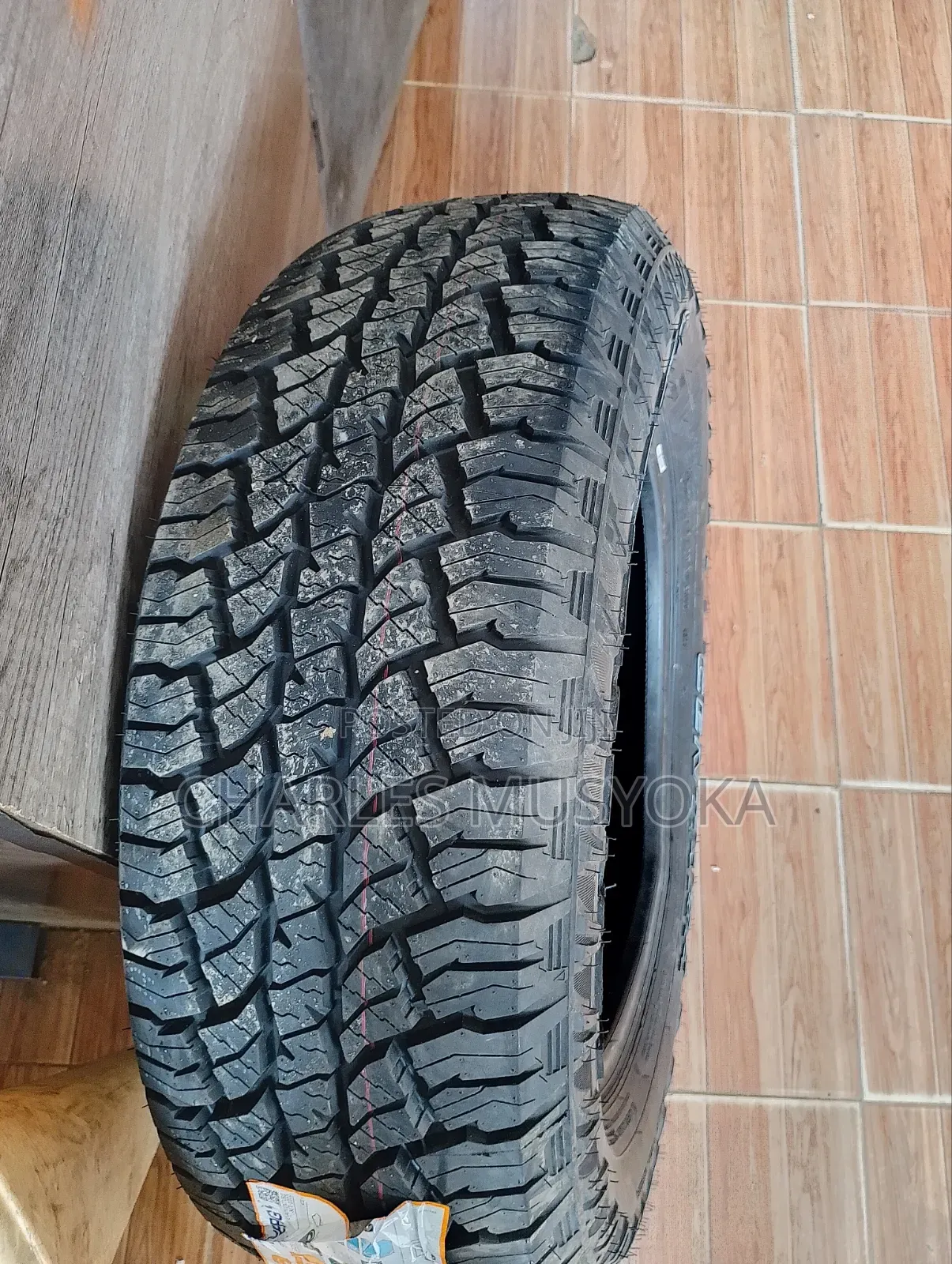 225/65 R 17 at Centara Adventure