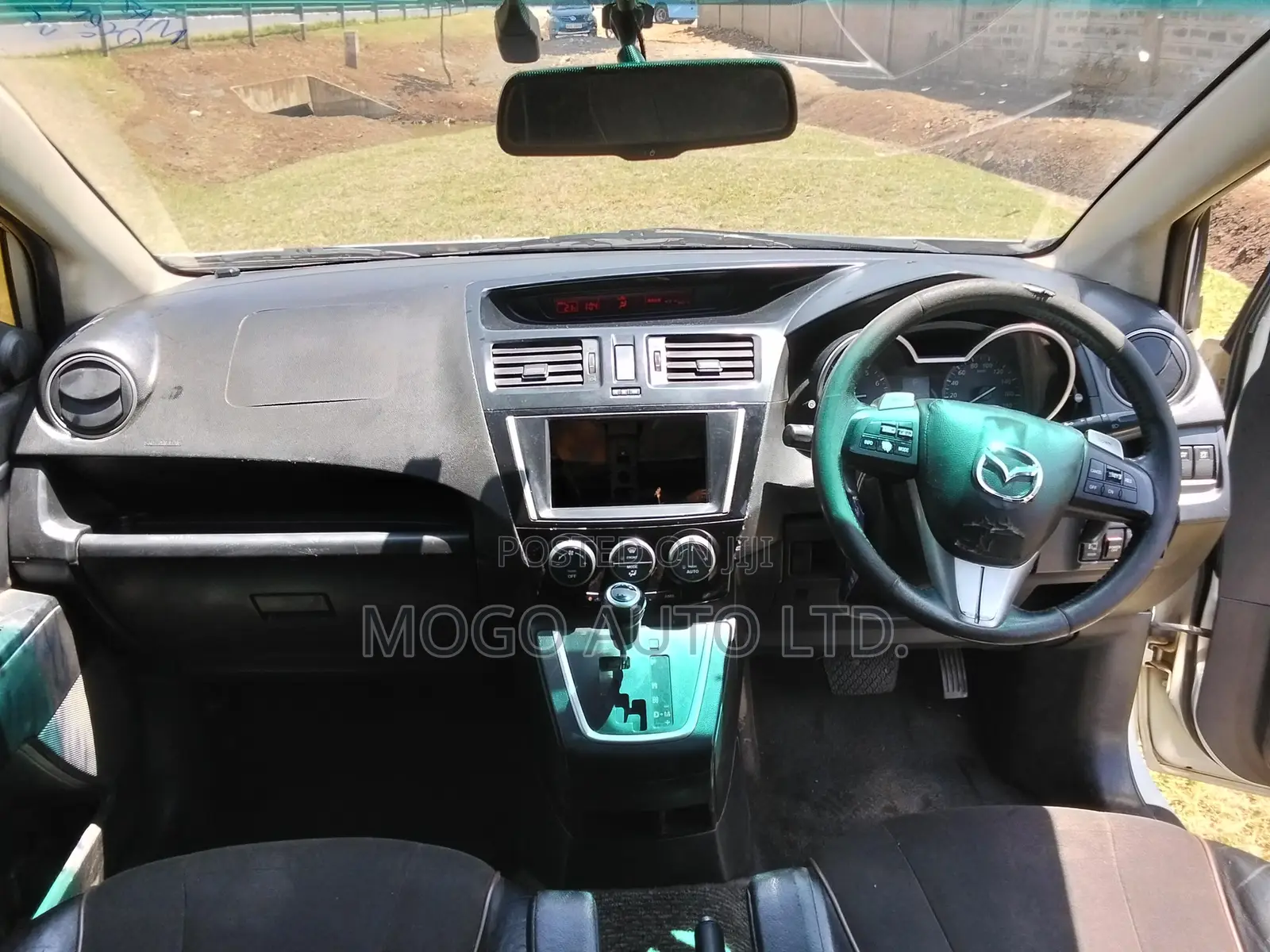 Mazda Premacy 2013 White