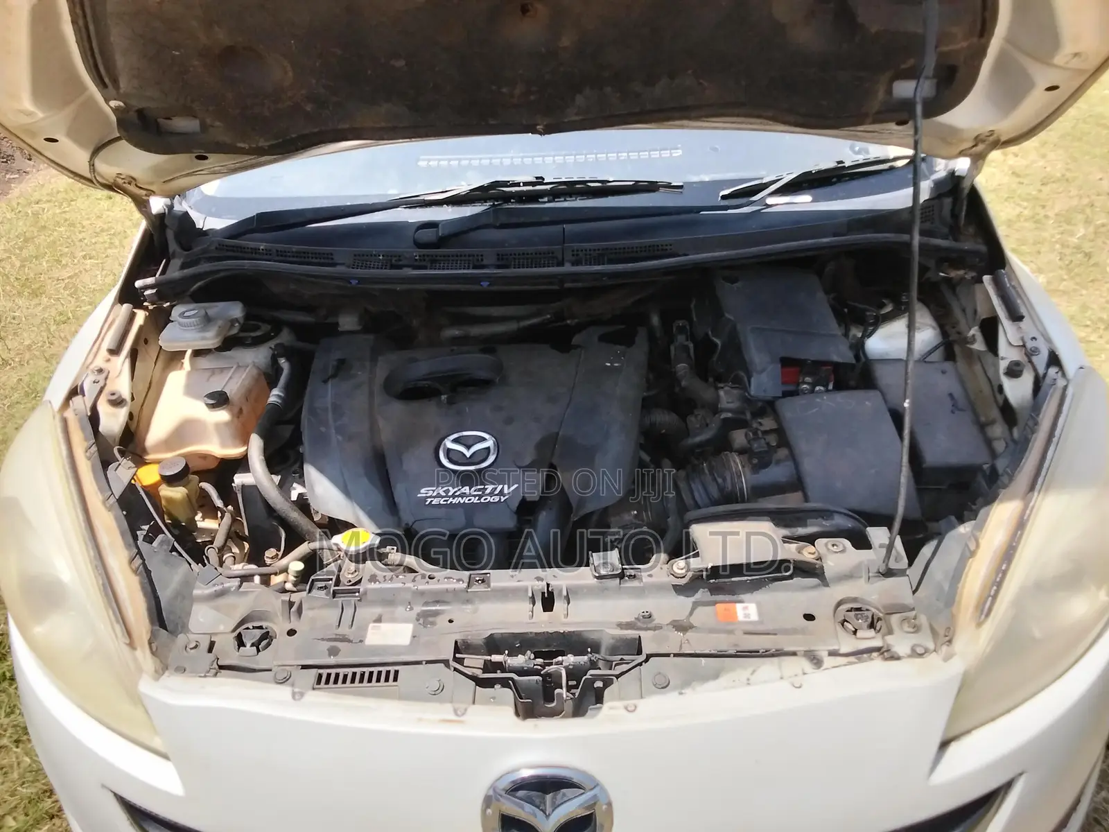 Mazda Premacy 2013 White